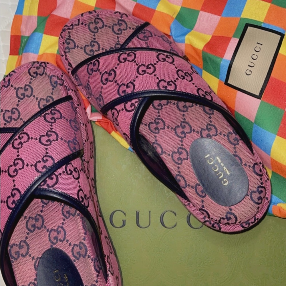 Gucci mule slides